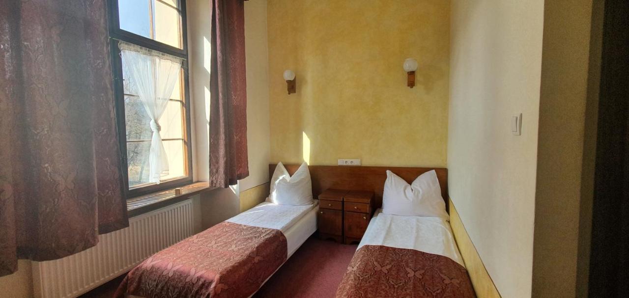 Zamek Miedzylesie Hotel Room photo